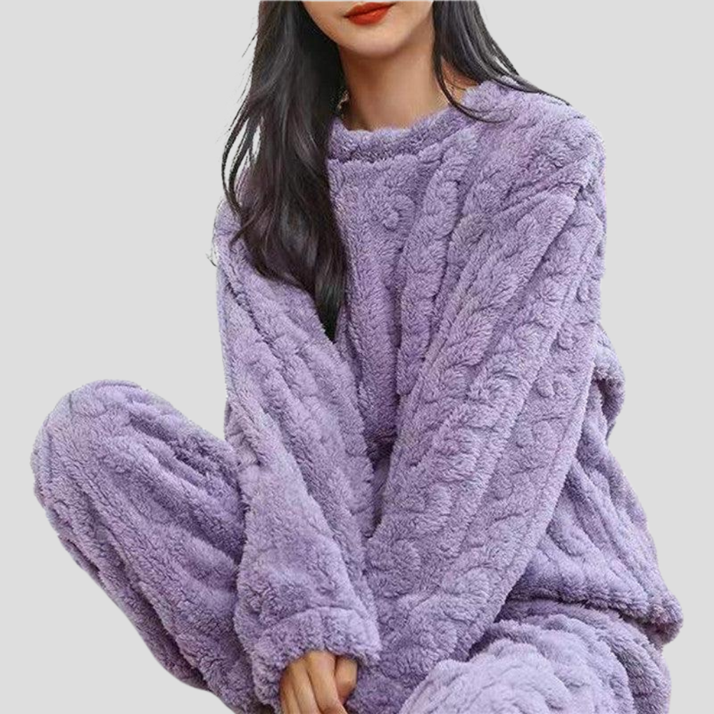 Women’s Warm Fleece Indoor Pajama Set for Colder Nights