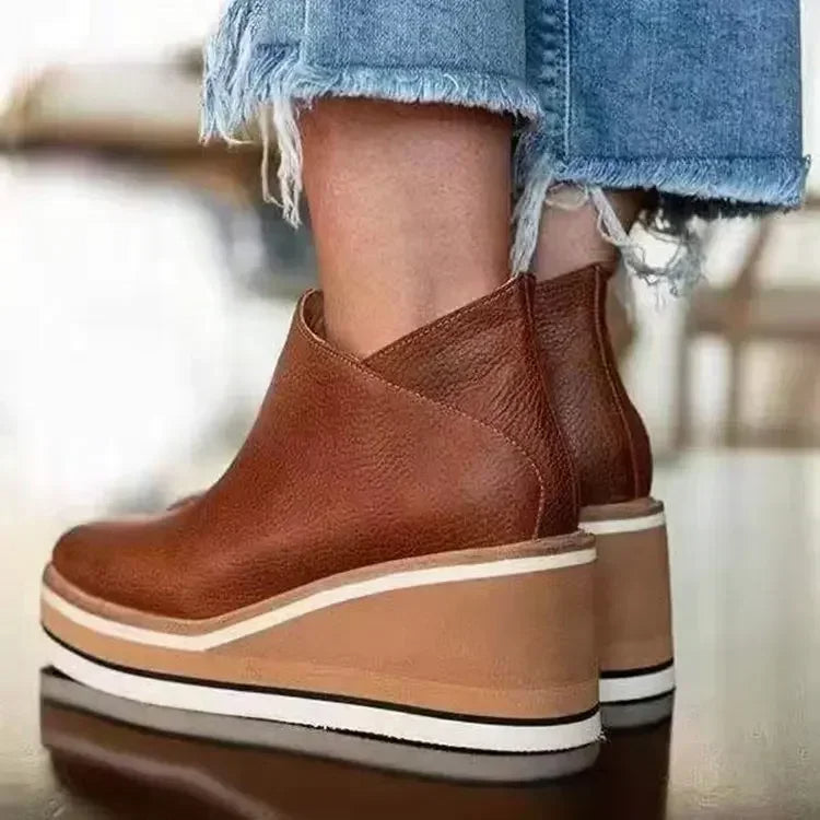 Women’s Platform Chelsea Boots Winter Height and Style