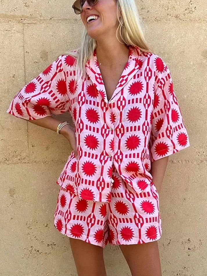 Stylish Geometric Summer Spark Set - Complete Print Shirt and Shorts