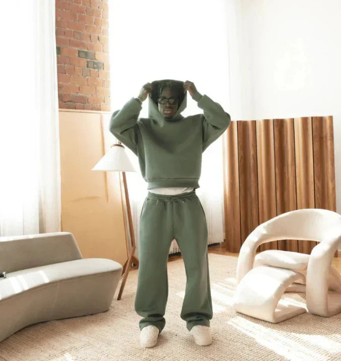 Men's Trendy Oversized Sporty Warm Tracksuit - Hoodie and Drawstring Trouser